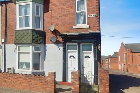undefined, Dean Road, South Shields, Tyne and Wear, NE33