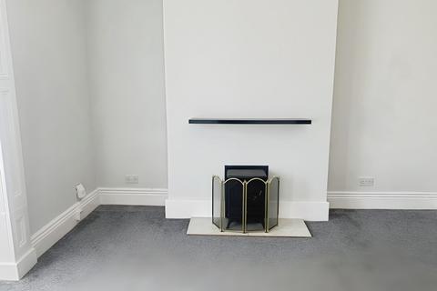3 bedroom apartment to rent, Dean Road, South Shields, Tyne and Wear, NE33