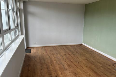 undefined,  Wellesley Court Bathurst Walk, Richings Park SL0