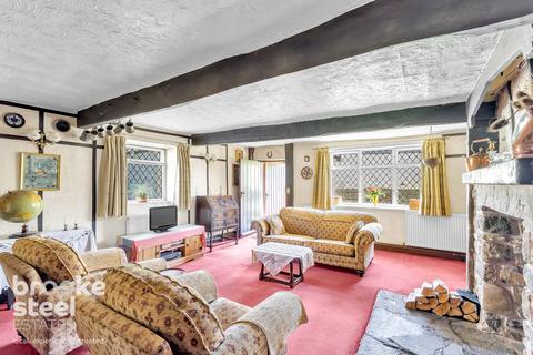 3 bedroom detached house for sale, Chatterton Road, Chatterton Village
