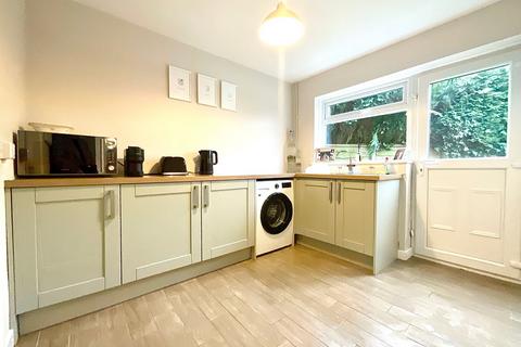 1 Blaizefield Close, Woore, Crewe, CW3 9SU
