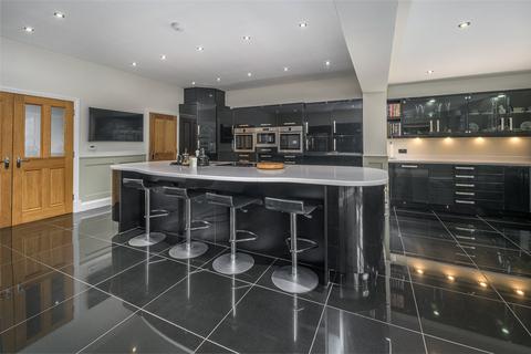 5 bedroom end of terrace house for sale, South Street, Durham, DH1