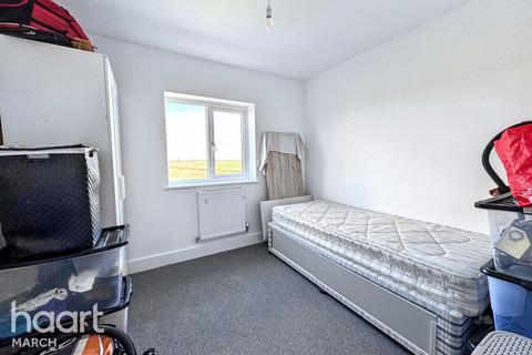 3 bedroom semi-detached house for sale, Whittlesey Road, Turves