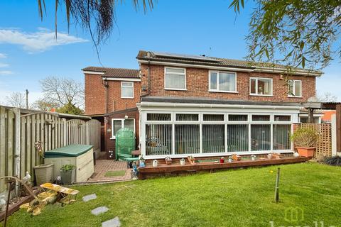 3 bedroom semi-detached house for sale, High Street, Walkeringham DN10