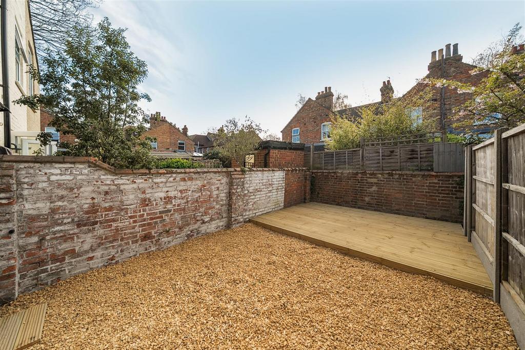 Garden h.jpg