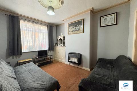 2 bedroom terraced house for sale, Green Lane Road, Leicester LE5