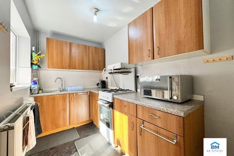 2 bedroom terraced house for sale, Green Lane Road, Leicester LE5