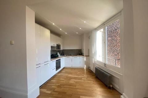 1 bedroom house to rent, 2nd Star on the Right and Straight on, Til Morning. Land of Green Ginger, HULL, HU1 2EA