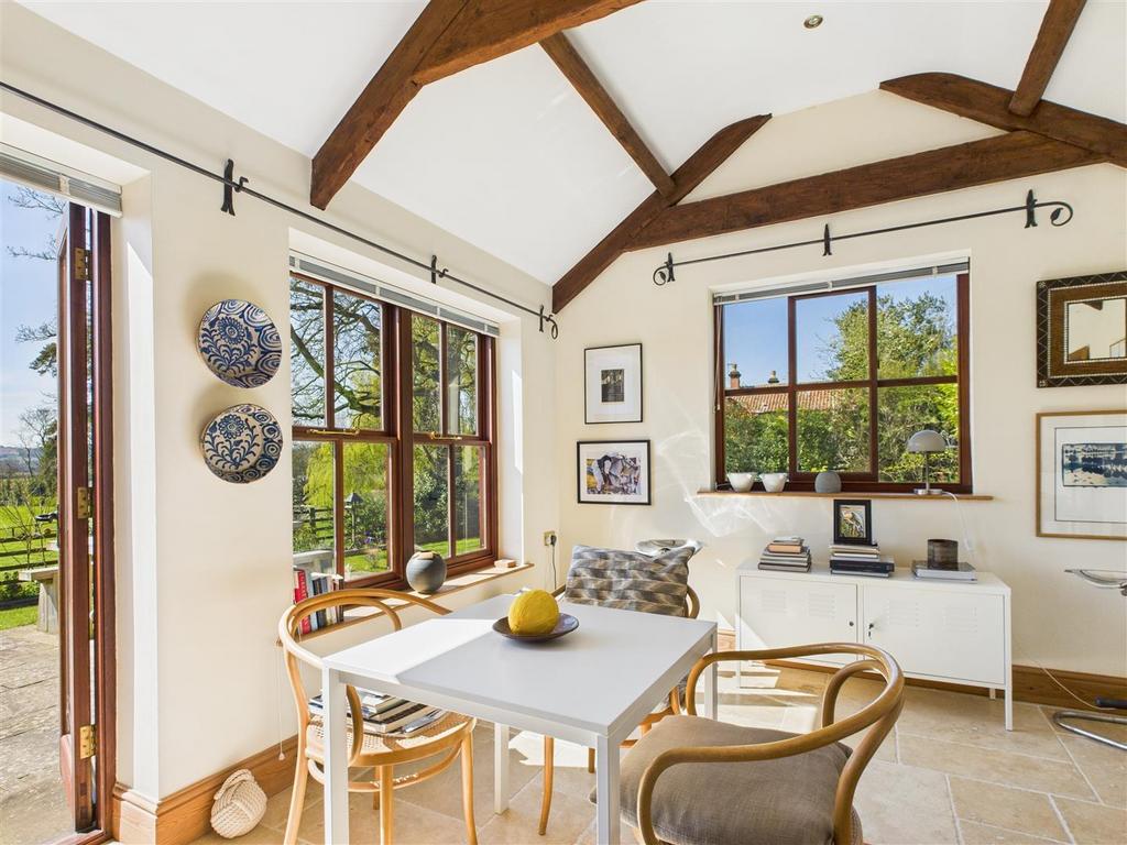 Garden room