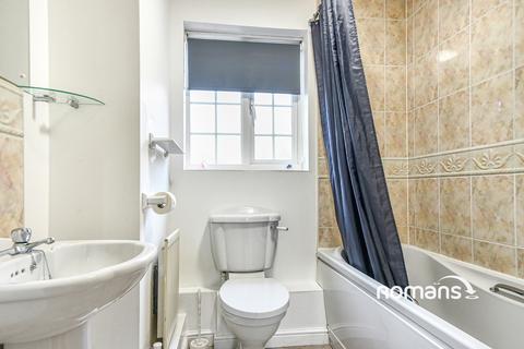 undefined, Warrener Close, Swindon, Wiltshire, SN25