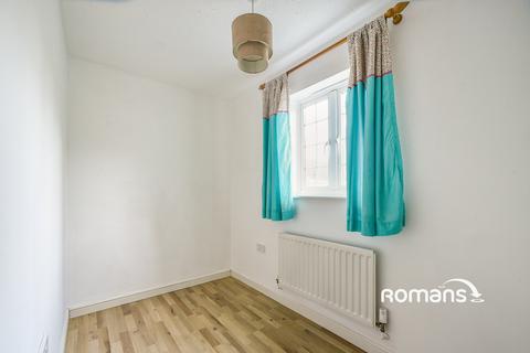 undefined, Warrener Close, Swindon, Wiltshire, SN25