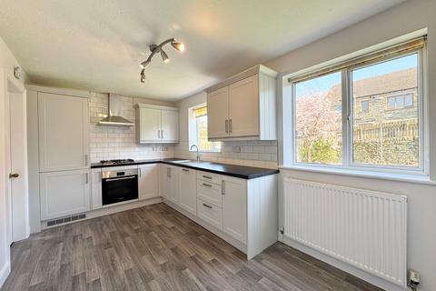 4 bedroom detached house to rent, Honey Head Lane, Honley, Holmfirth, Yorkshire, HD9