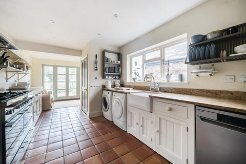 5 Duncombe Road, Godalming, GU7 1SF