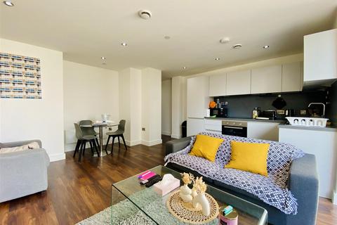 2 bedroom apartment for sale, 1 Cambridge Street, Manchester
