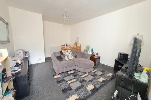 3 bedroom flat to rent, A Hide Hill, Berwick-upon-Tweed