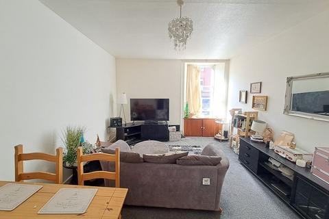 3 bedroom flat to rent, A Hide Hill, Berwick-upon-Tweed