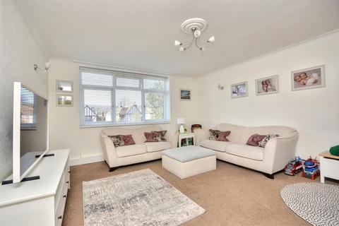 2 bedroom flat for sale, Upperton Road, Eastbourne
