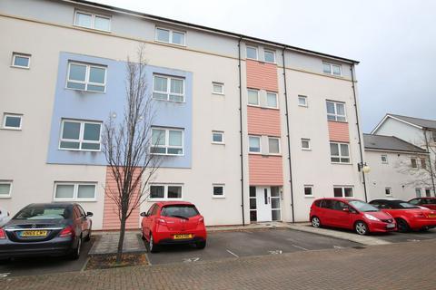 2 bedroom flat to rent, Guillemot Road, Portishead