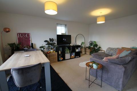 2 bedroom flat to rent, Guillemot Road, Portishead