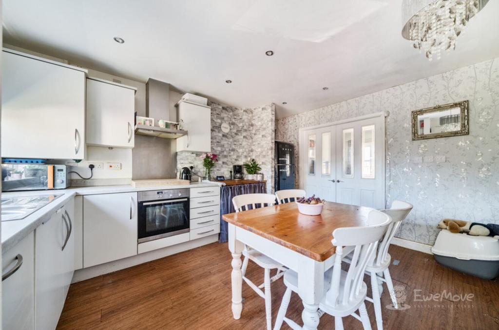 Ewemove - carnforth drive 5