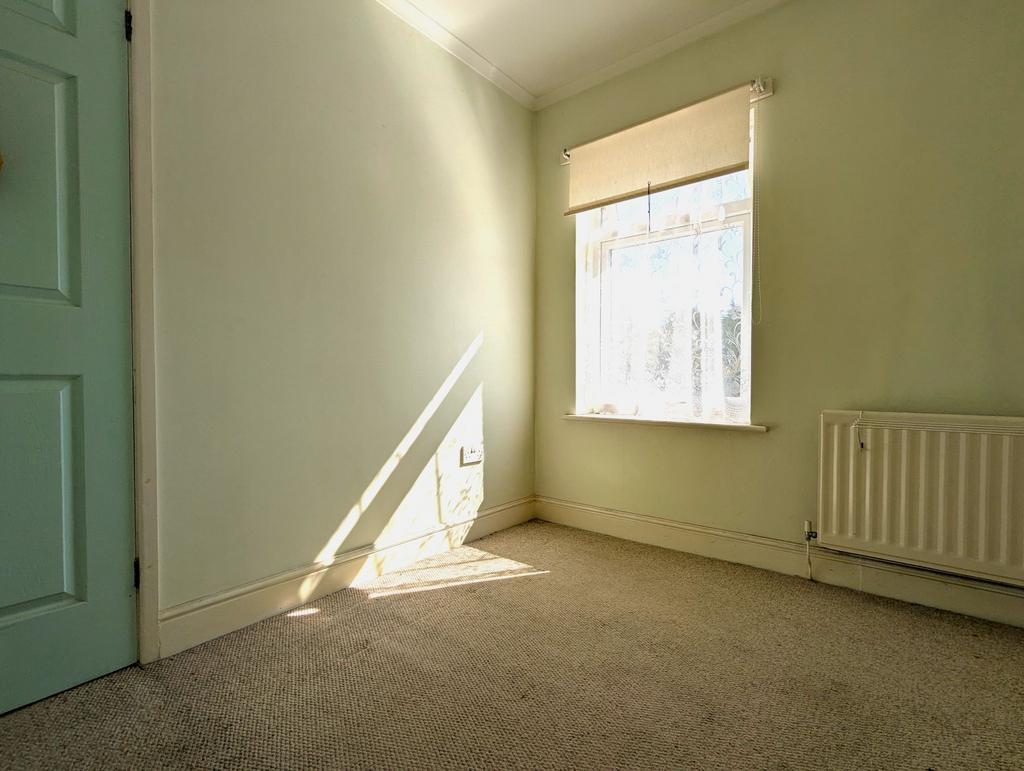 Photograph 12