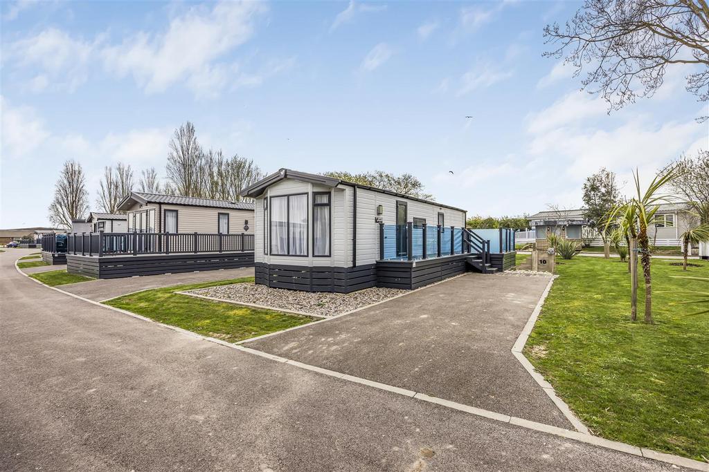 Mill Rythe Holiday Village-Portico Marketing-Arden&
