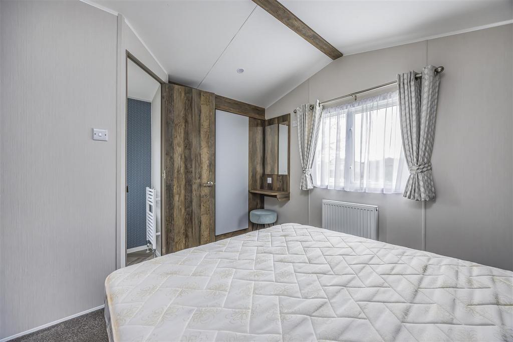 Mill Rythe Holiday Village-Portico Marketing-Arden&