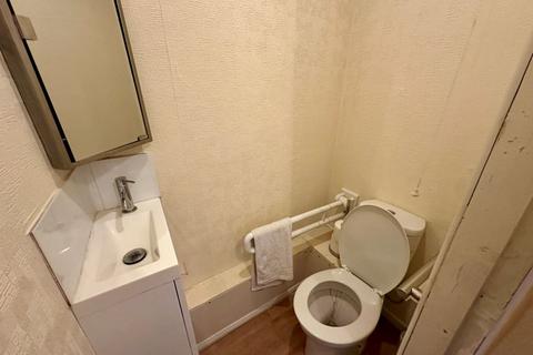 18 Clover Drive, Birmingham, B32 3DJ