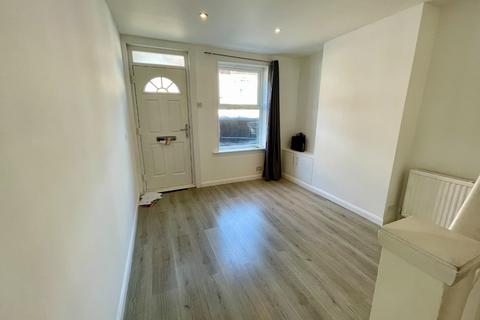 47 Ashton Road, Luton, LU1 3QE