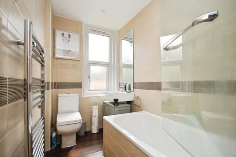 40 Bourne Valley Road, Poole, BH12 1DU