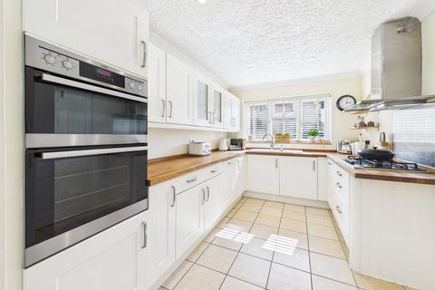 3 Upton Lane, Abbeymead, Gloucester, GL4 5UB