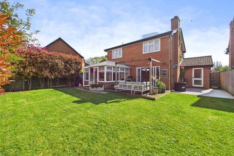 3 Upton Lane, Abbeymead, Gloucester, GL4 5UB