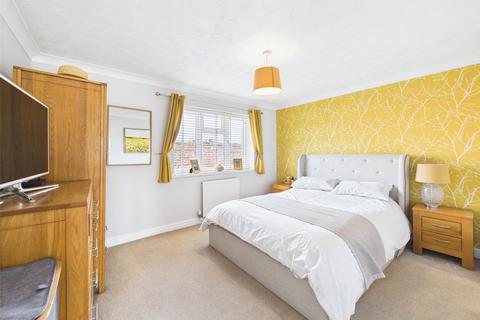 3 Upton Lane, Abbeymead, Gloucester, GL4 5UB