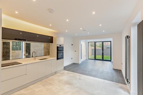 3 bedroom terraced house to rent, The Sidings, Washford Road, Meole Village, Shrewsbury, SY3