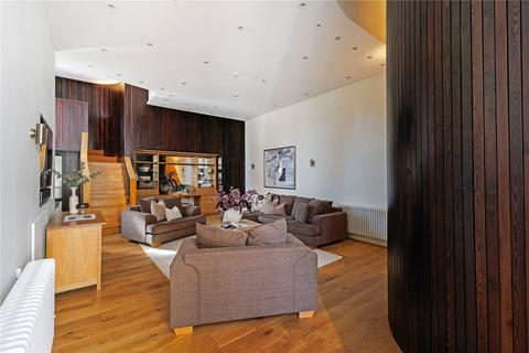 undefined, Tredegar Terrace, London, E3