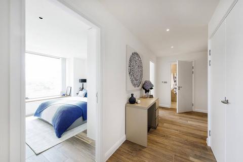 2 bedroom flat to rent, Vantage Point, Highgate, London, N19