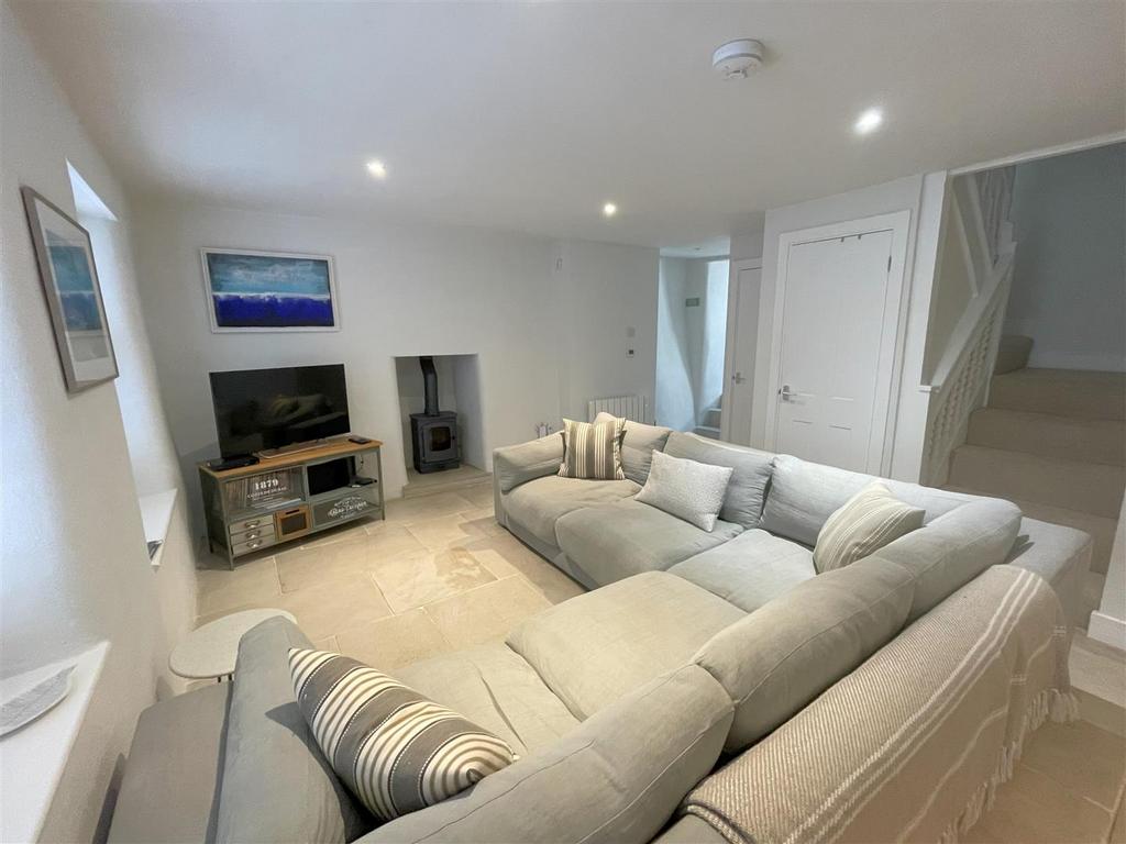 Sitting room.jpg