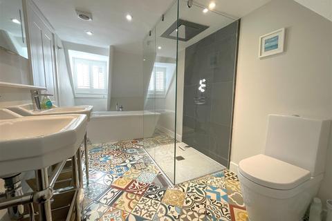 2 Cobbs Well, Fowey, PL23 1BP