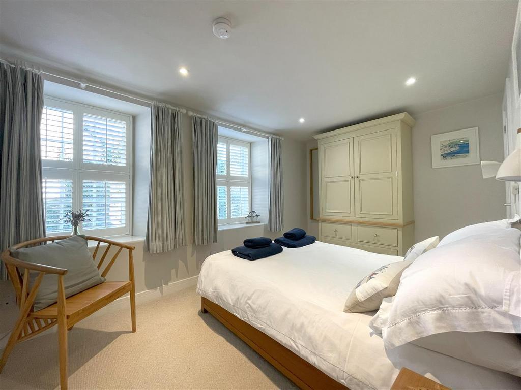 Double bed.jpg
