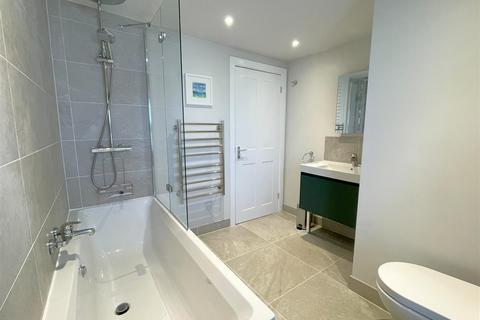 2 Cobbs Well, Fowey, PL23 1BP