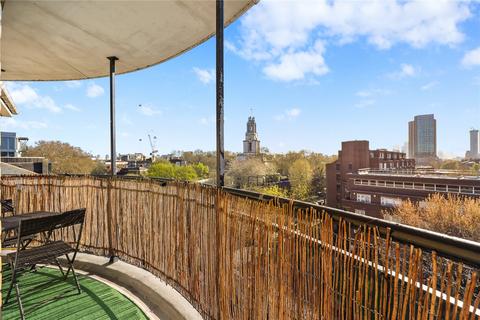 undefined, Island Row, E14