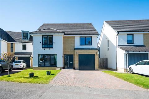 18 Bowmore View, Inverness, IV3 8RT