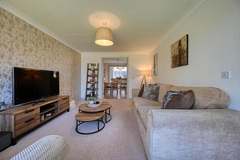 18 Bowmore View, Inverness, IV3 8RT
