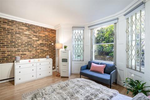 undefined, Sutherland Avenue, London, W9
