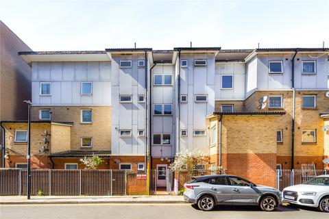 3 bedroom flat for sale, Glasshouse Fields, London, E1W