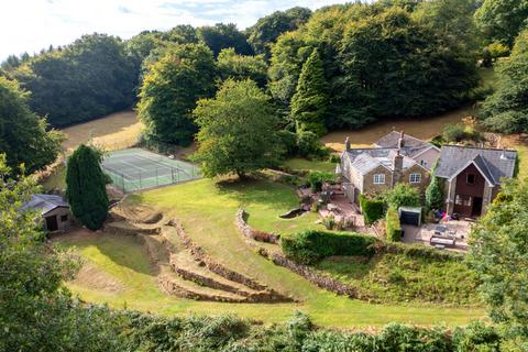 undefined, Robins Nest Farm, Penallt, NP25