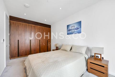 1 bedroom flat for sale, Capital Building, Embassy Gardens, Nine Elms, SW11