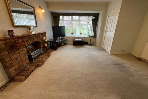 4 Exmoor Close, Ashton-under-lyne, OL6 8UZ