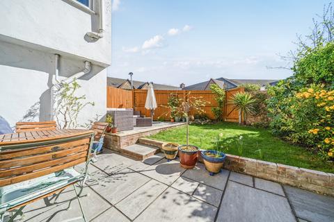 1 Wrottesley Road, London, SE18 3EW