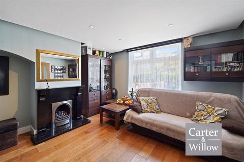 2 bedroom terraced house for sale, Pinley Gardens, Dagenham, Essex